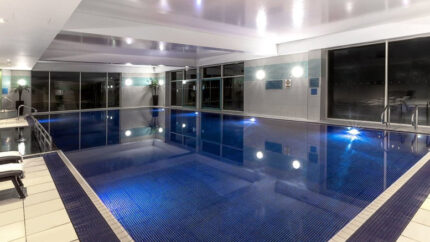 4* Luxury Spa Day - Choice of 7 Treatments, £10 Voucher & Afternoon Tea for 1 or 2