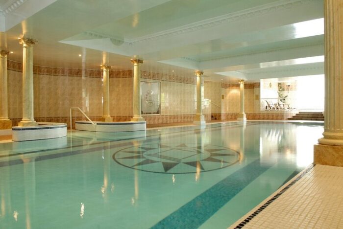 4* Thornton Hall Spa Stay For 2: Dinner & Spa Upgrade Options | Wowcher
