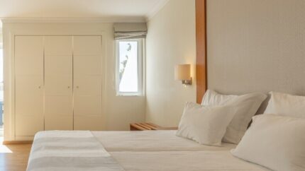 4* Algarve Beach Holiday - Breakfast, Hotel & Flights | Wowcher