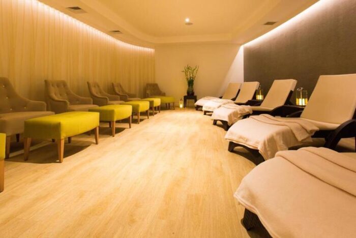 4* Belton Woods Spa Day - Treatments And Spa Access For 1 Or 2 - Prosecco And Lunch Upgrades | Wowcher