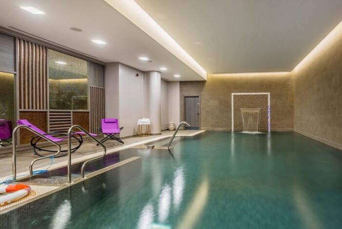 5* Luxury Spa Day With £10 Beauty Treatment Voucher - Courthouse Hotel, Shoreditch | Wowcher