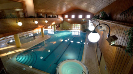 Luxurious Spa Day With Treatment & Cream Tea | Wowcher