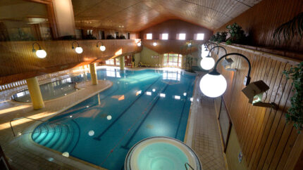 Spa Day With Treatment, Bubbly & Cream Tea At Crowhurst Park | Wowcher