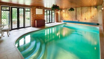 The Oaks, Oxford: Magical Narnia-Inspired 'Faun'S Hideaway' Stay For 2 With Leisure Access | Wowcher