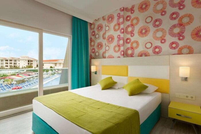4* Luxury Turkey All-Inclusive Beach Resort & Flights | Wowcher