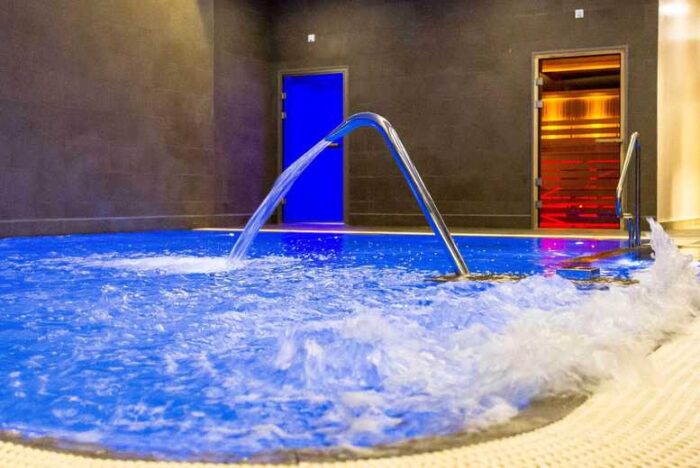 5* Courthouse Spa Day: 50-Minute Massage, Spa Access & Prosecco - Beauty & Melody, Shoreditch | Wowcher