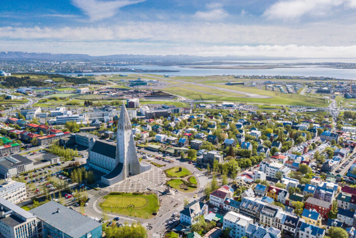Experience Iceland: 4-Star Reykjavik Stay With Breakfast And Flights | Wowcher