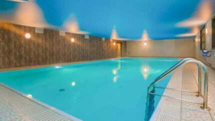 Lancashire Stay For 2 Or 4: Indulgent Suite Getaway With Breakfast & Spa Facilities Access | Wowcher
