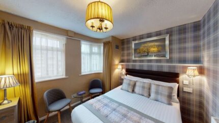 4-Star Blackpool Stay with Breakfast, Prosecco, Early Check-In & Late Checkout | Wowcher