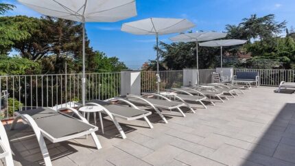 Award-Winning Sorrento Italy Holiday - Hotel Metropole Stay With Pool, Breakfast & Return Flights | Wowcher
