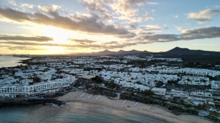 Luxurious 4* Adults-Only Lanzarote Beach Holiday: Award-Winning Hotel, Breakfast & Return Flights | Wowcher