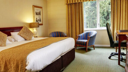 4* Mercure Kenwood Hall Hotel & Spa, Sheffield Stay & Leisure Access for 2 | Wowcher