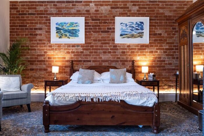 4* Norfolk Coastal Escape for 2: Superior Room Stay with Breakfast, Prosecco & Leisure Access | Wowcher