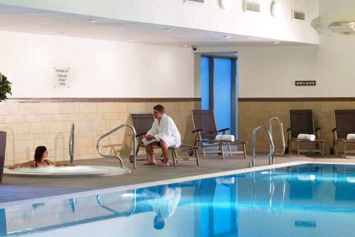 4* Crewe Hall Spa Day with Treatments, Spa Access, Light Lunch & Prosecco - Valid 7 Days! | Wowcher