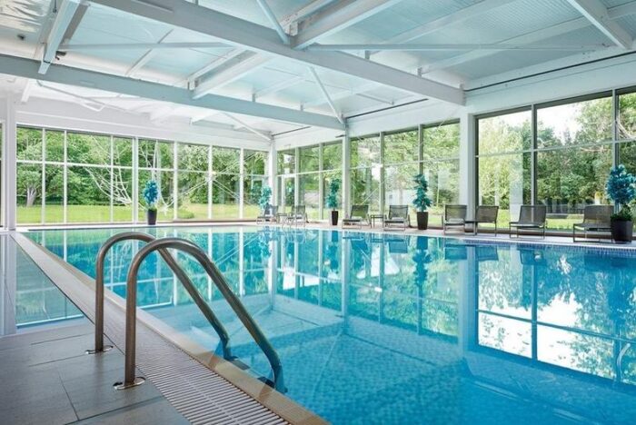 4* Macdonald Houston House, Linlithgow Stay, Breakfast & Prosecco - Dinner Upgrade! | Wowcher