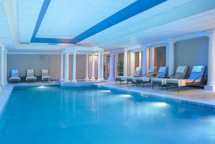 4* Macdonald Linden Hall Spa Stay for 2: Bottle of Prosecco, Breakfast & Leisure Access - Dining Upgrade Option! | Wowcher
