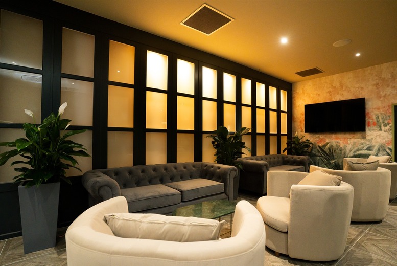 4* Thermal Spa Day Experience with a Glass of Prosecco - Park Hall Resort & Spa, Preston | Wowcher