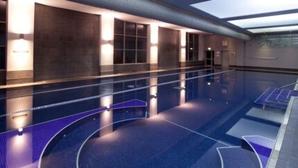 4* DoubleTree Cadbury House Spa Stay with Breakfast & Bubbly for 2 - Marco Pierre White Steakhouse Dining Upgrade! | Wowcher