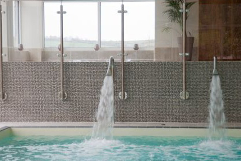 3* Twilight Spa Day, Glass of Bubbly & £10 Voucher - @ The Dartmouth Hotel, Golf and Spa - Perfect Christmas Gift | Wowcher