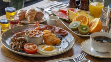 4* Hogs Back Hotel Stay with Spa Access, Breakfast and Late Checkout | Wowcher