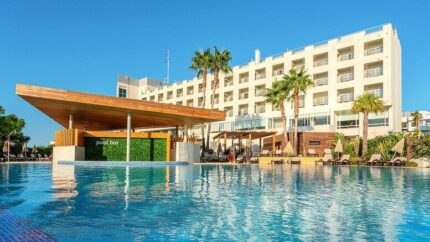 4* Portugal Break: Lisbon and Algarve Beach Holiday with Return Flights Included. | Wowcher