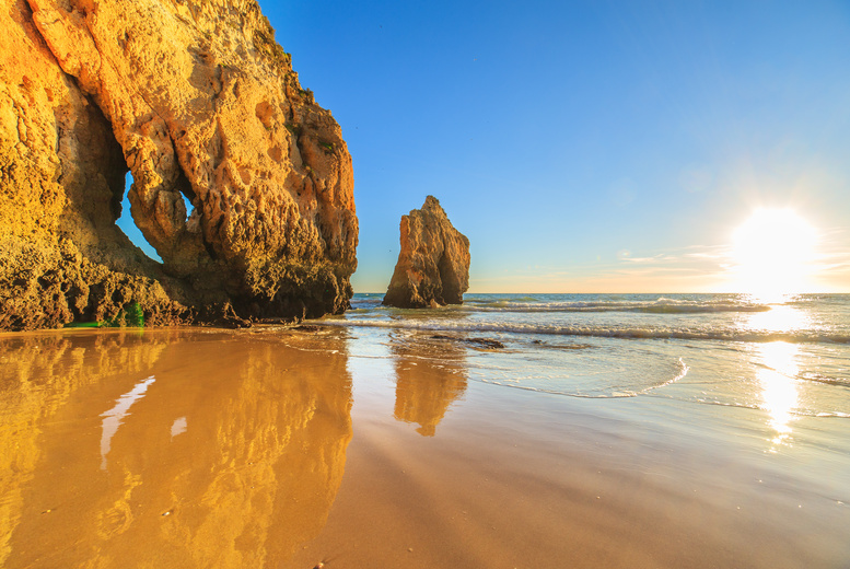Algarve Getaway: Half Board Holiday at Beachfront Hotel with Flights Included | Wowcher