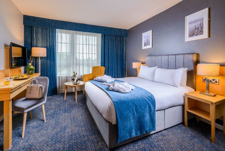 Relax in 4* Comfort at the Hillgrove Hotel with 1 or 2 Night Stay in County Monaghan - Breakfast, Dining Options & Full Leisure Access | Wowcher