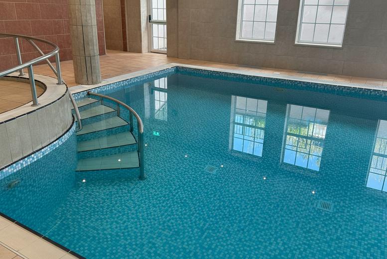 Crowne Plaza East Midlands Airport: £25 For £50 Spend On Spabreaks.com - Spa Days or Overnight Stays! | Wowcher