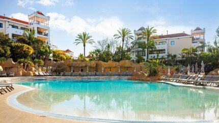 5* Hilton Algarve: Half Board Beach Holiday with Return Flights | Wowcher