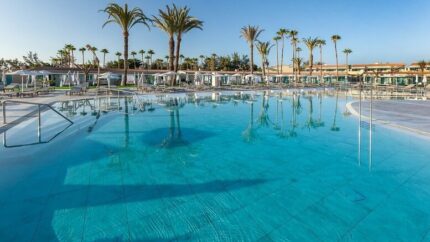 4* Half Board Gran Canaria Getaway with Return Flights | Wowcher