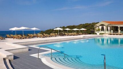 4* Pula, Croatia: Beachside Hotel Stay with Return Flights & Transfers | Wowcher