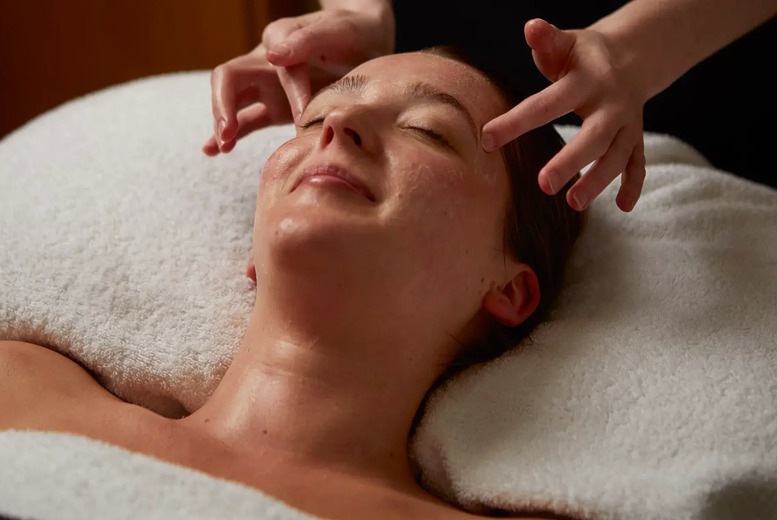 4* Macdonald ELEMIS Spa Day with Treatment & 2-Course Lunch for 1 or 2 at Botley Park Hotel & Spa, Southampton | Wowcher