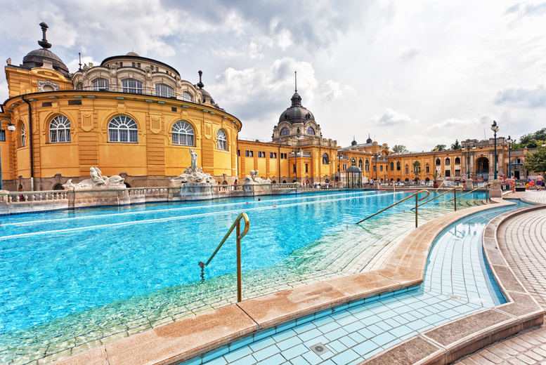 Budapest City Break with Central Hotel Stay, Breakfast & Return Flights | Wowcher